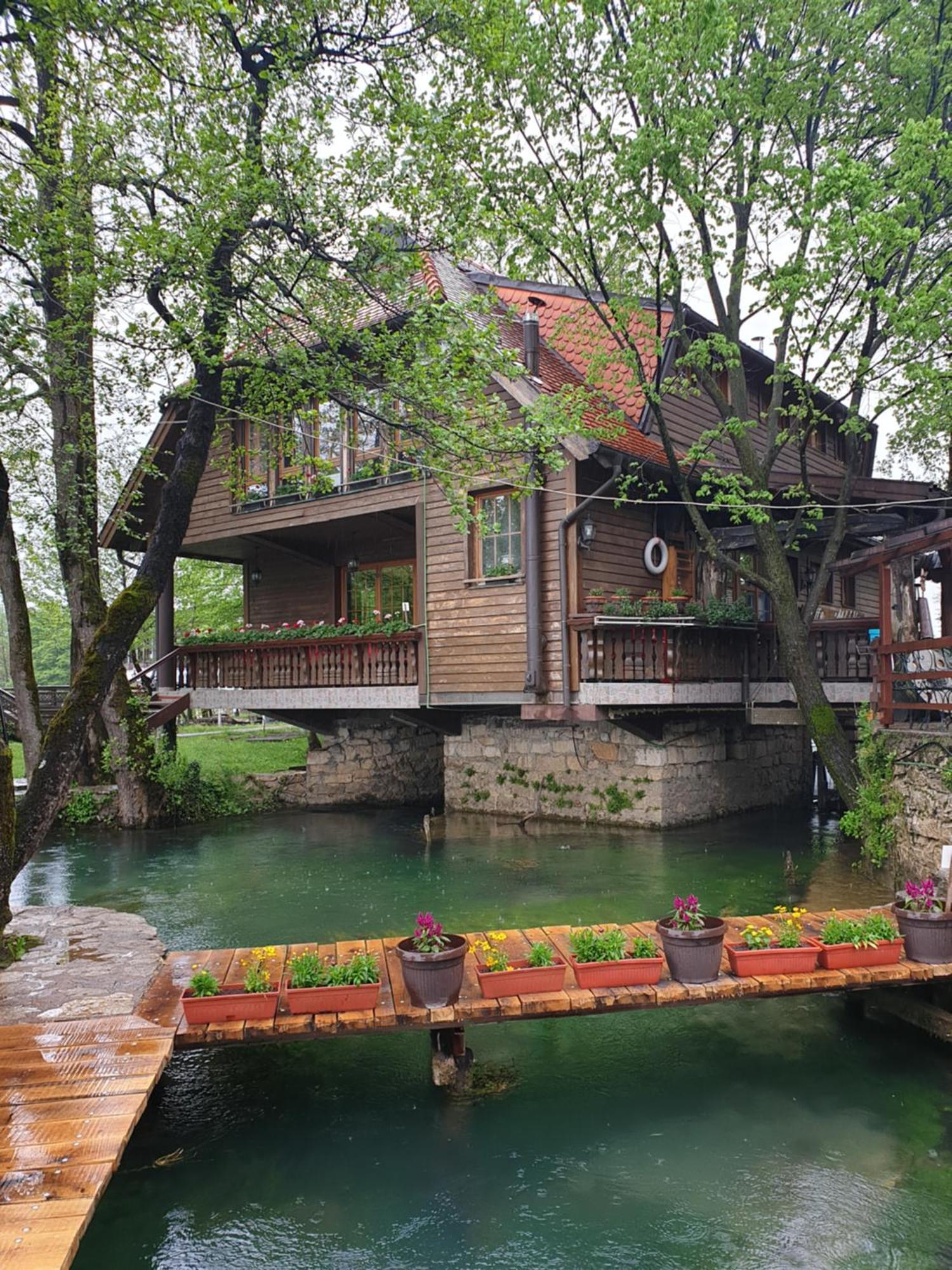 Apartments Mlin Bihać Екстериор снимка